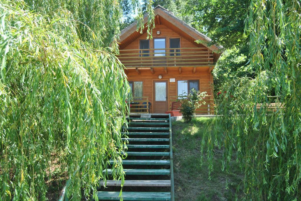 Lacul Racilor 3*