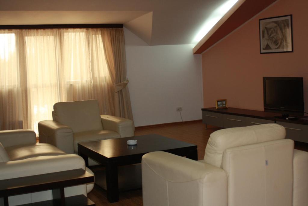Lacul Racilor Hotel 3*
