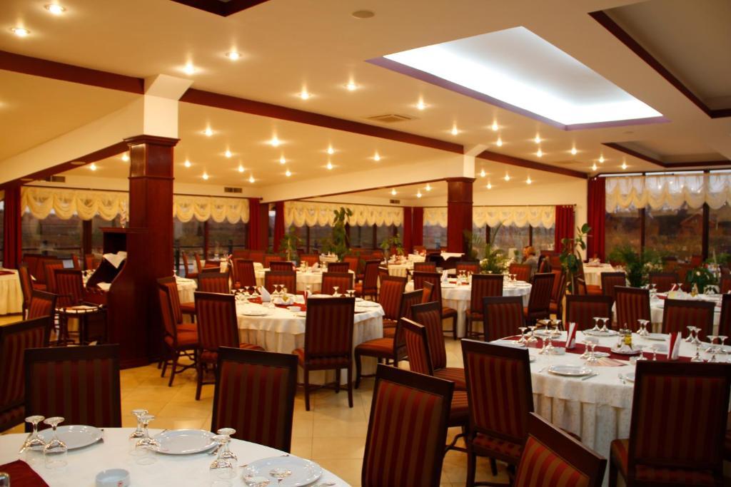 Lacul Racilor 3*