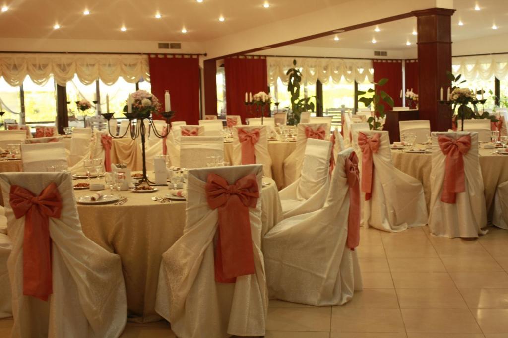 Lacul Racilor Hotel