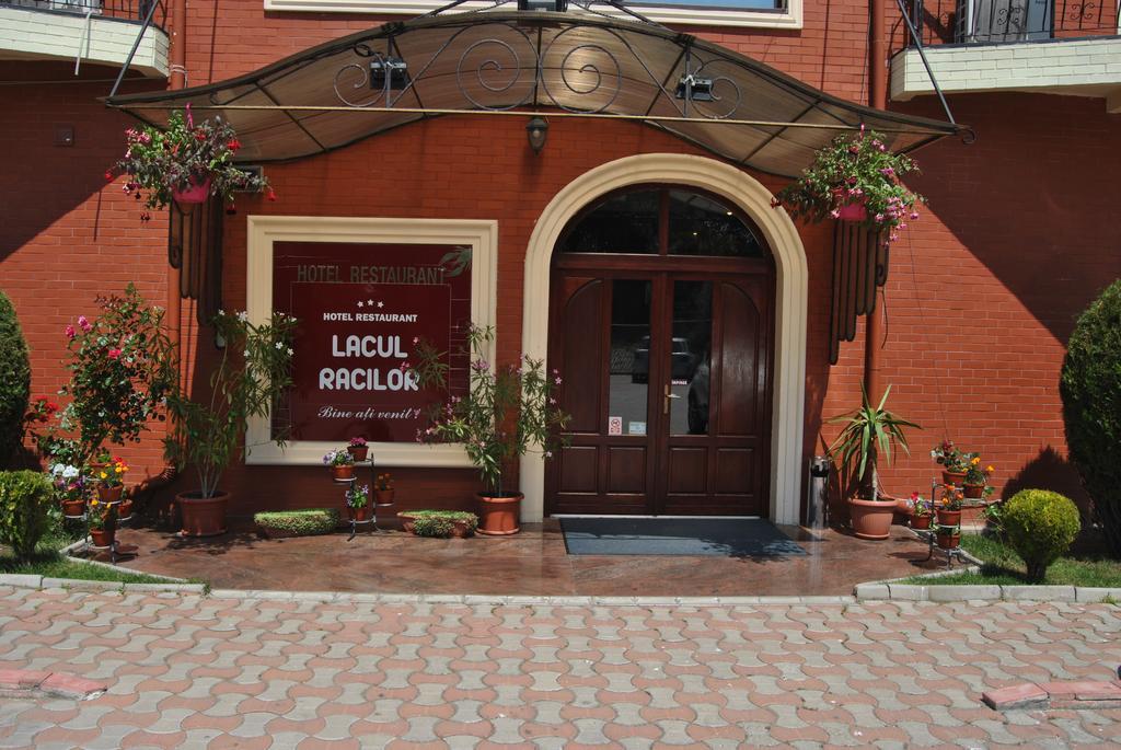 Lacul Racilor 3*