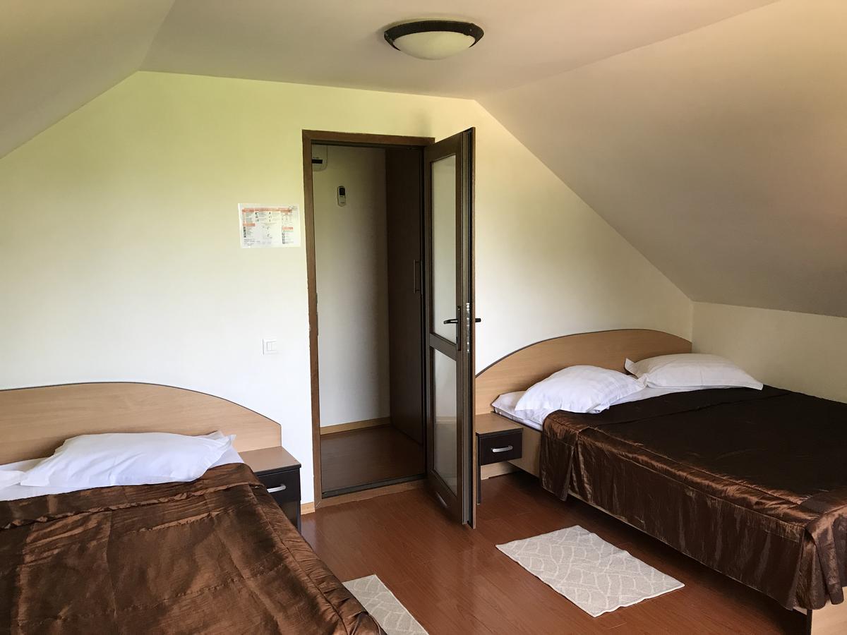 Lacul Racilor Hotel