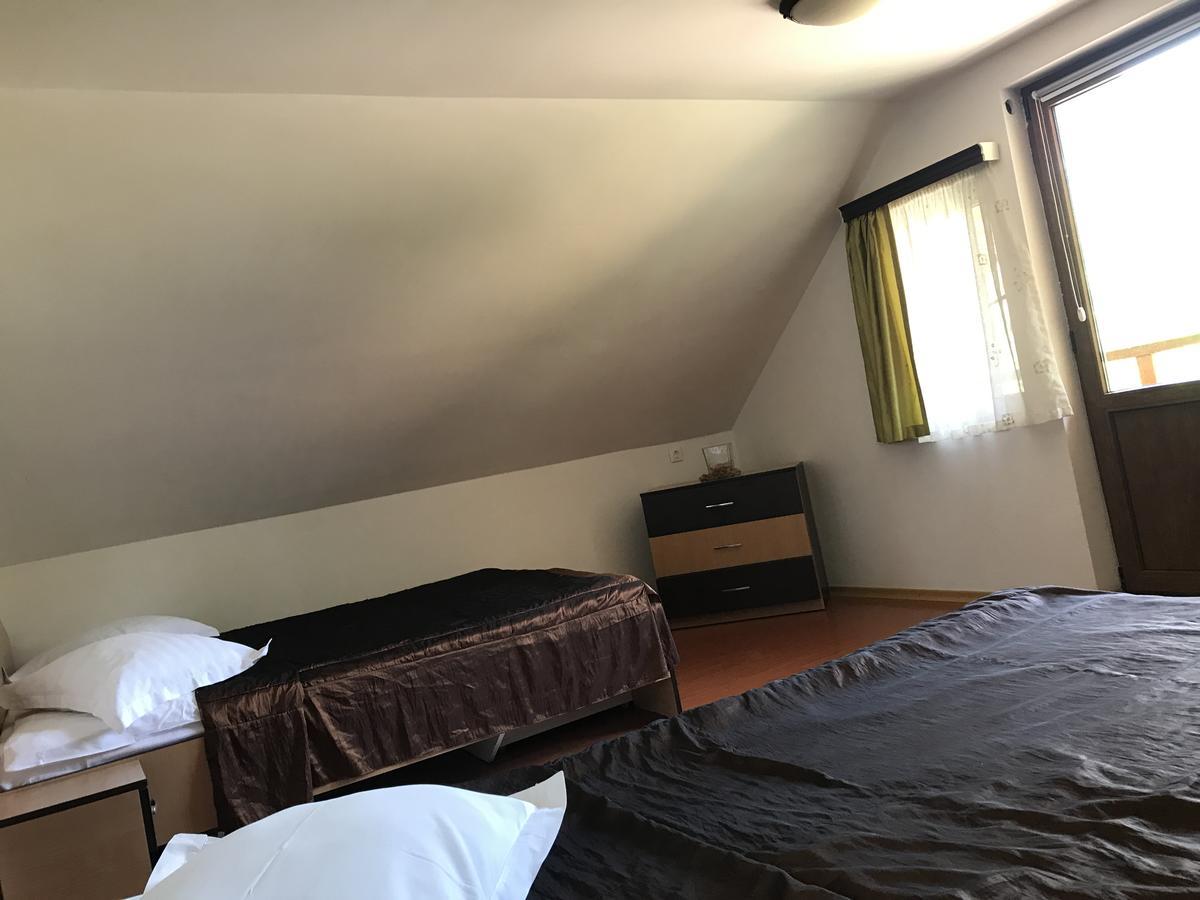 Lacul Racilor 3*